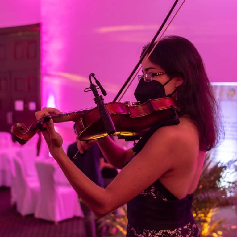 Violinist For Weddings and Events in Cancun